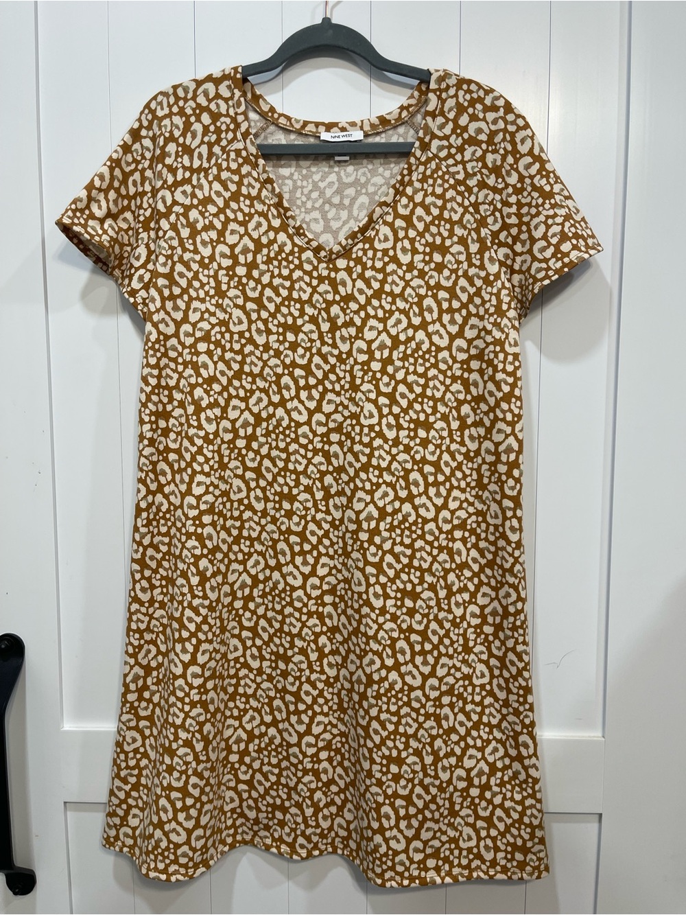 Nine West Tan & Cream Leopard Print V-Neck Dress excellent cond L large casual